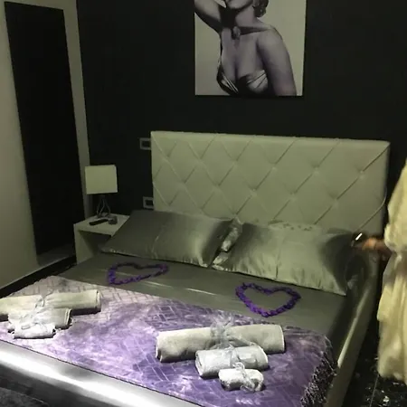 호텔 Velvet Di Annaeffe *